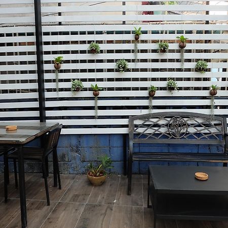 F Plus F Hostel Chiang Mai Eksteriør bilde