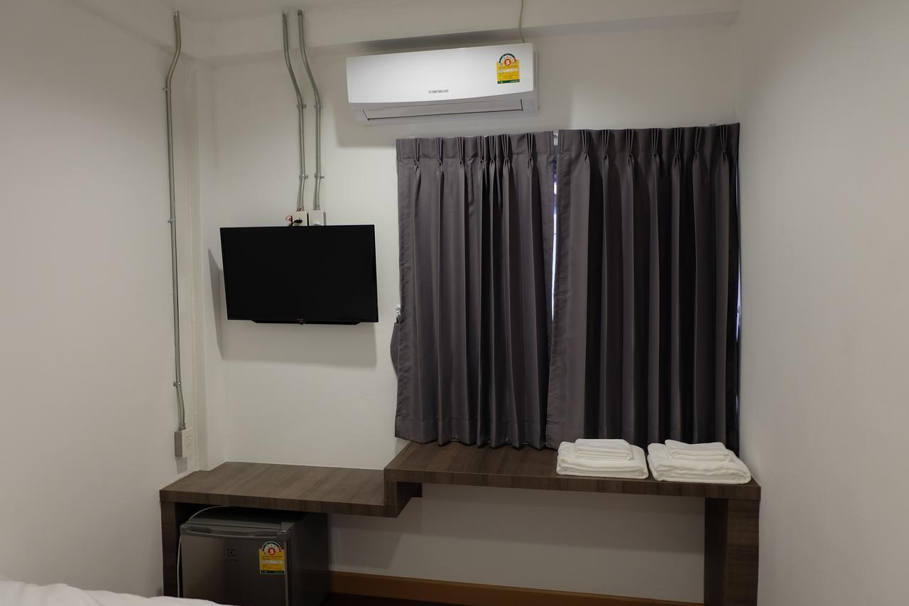 F Plus F Hostel Chiang Mai Eksteriør bilde